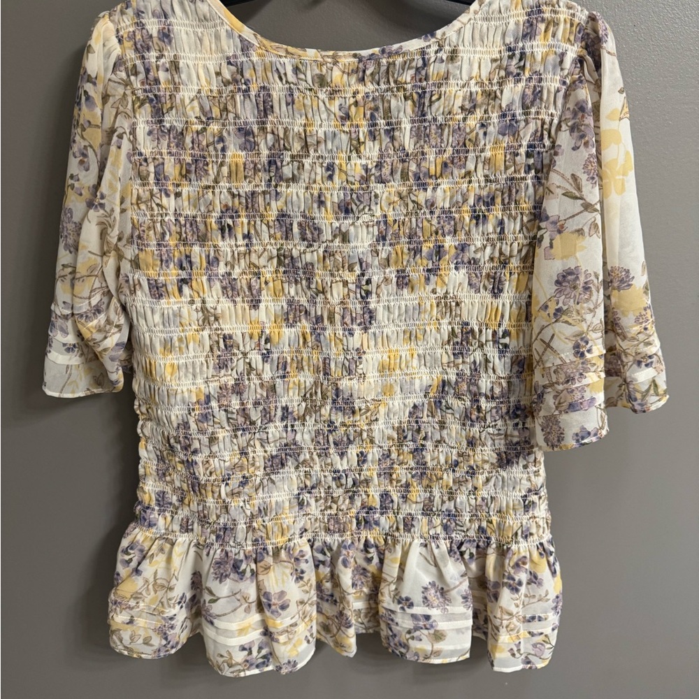 CAbi Cream Blouse Elegant Tailored Top - Picture 5 of 7